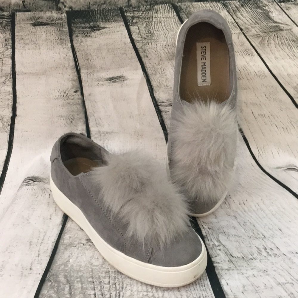 Steve Madden Bryanne faux suede gray shoes!